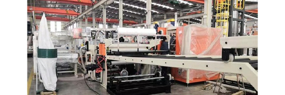 شراء الصين GWELL 2100mm GPPS صفيحة الموزع البصري مع طحن النقاط الكمية 600-800KG / H online manufacture