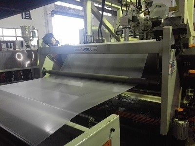 شراء طلاء فيلم TPU خط طحن فيلم القماش المركب خرطوشة واحدة 500kg / H online manufacture