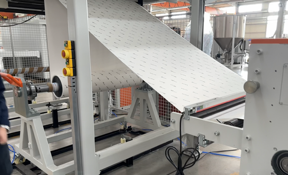 شراء خط إنبعاثات الصفائح الزخرفية PETG مع 600KG / H الخروج ، نطاق سمك 0.2-2mm وهيكل GAG ثلاثي الطبقات online manufacture